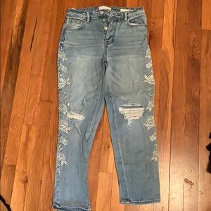 Floral embroidered mom jeans